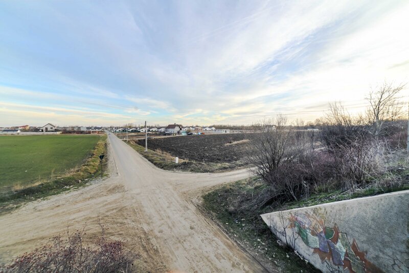 Domnesti Teren 6000mp Salciei- Haltei- Ciocarliei Drum asfaltat cu utilitati